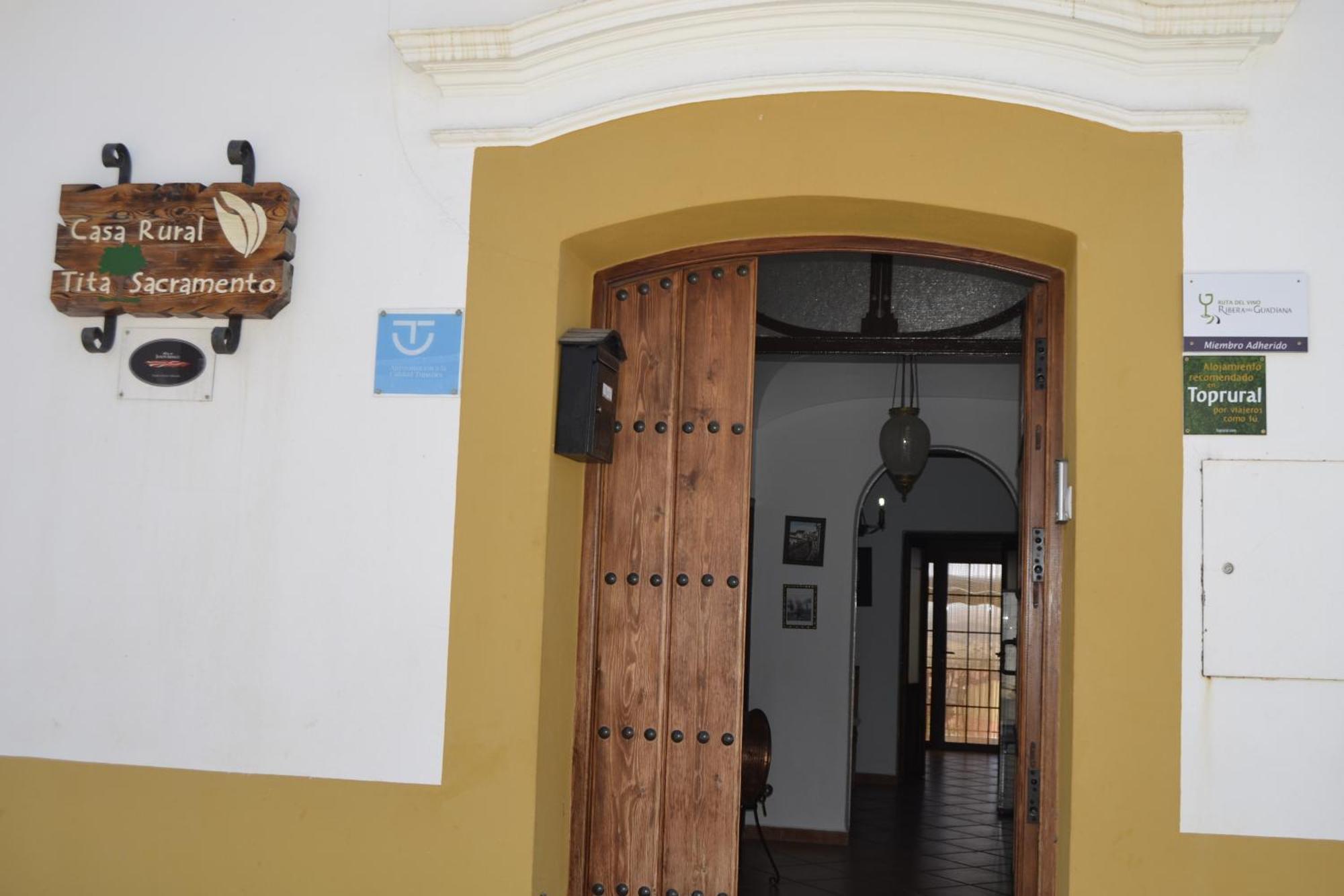 Casa Rural Tita Sacramento Hornachos Ngoại thất bức ảnh