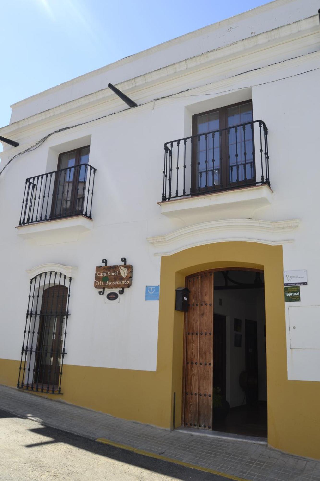 Casa Rural Tita Sacramento Hornachos Ngoại thất bức ảnh